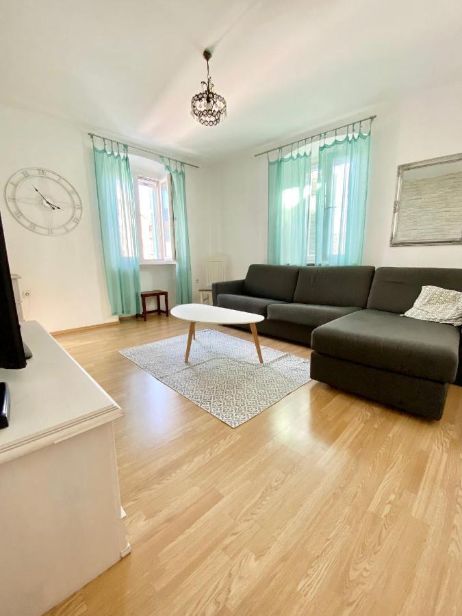 Apartment Evelina Pula Zewnętrze zdjęcie