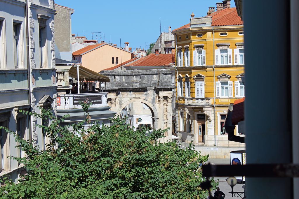 Apartment Evelina Pula Zewnętrze zdjęcie